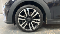 MINI Hatchback 1.5 Cooper Exclusive 3dr Auto Petrol Hatchback